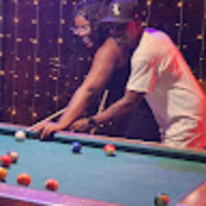 Meet your Posher, Derrick